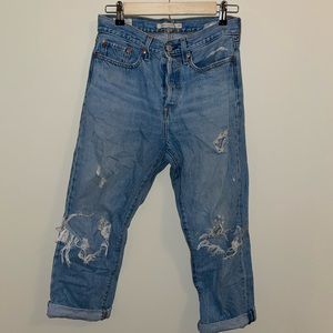 Levi’s Wedgie Straight - great condition - 27”